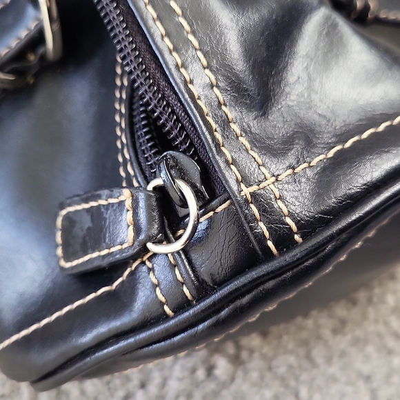 *SOLD* EUC Vintage Baguette Nine West handbag, shoulder bag, satchel - Picture 10 of 10